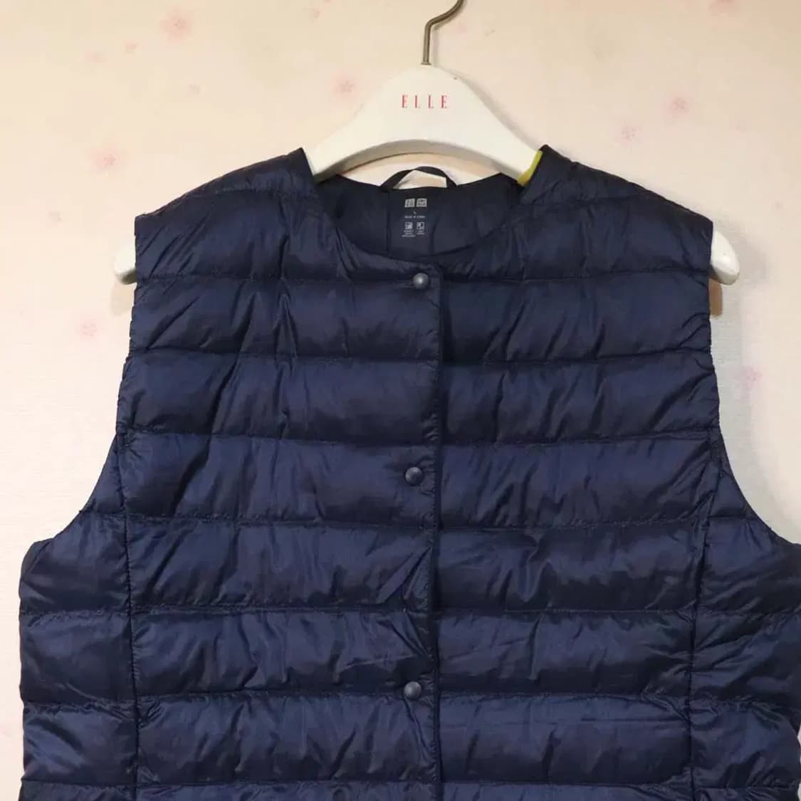 유니클로 여성100 경량패딩조끼 구제렐라wc642 상품이미지2