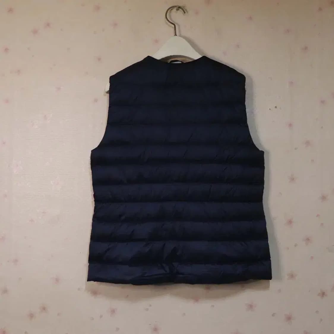 유니클로 여성100 경량패딩조끼 구제렐라wc642 상품이미지3