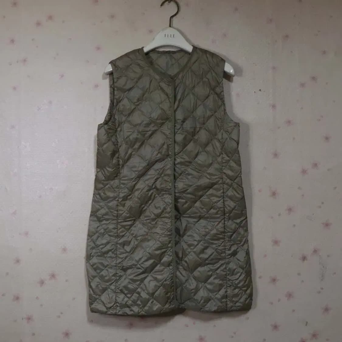 유니클로 여성95 경량패딩조끼 구제렐라so304 상품이미지1