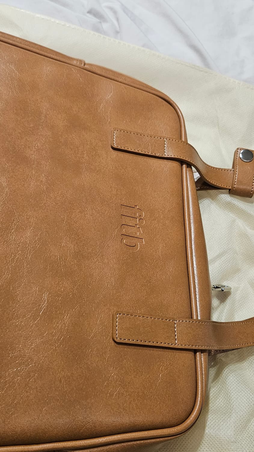 필인더블랭크 미들 숄더백 상품이미지2