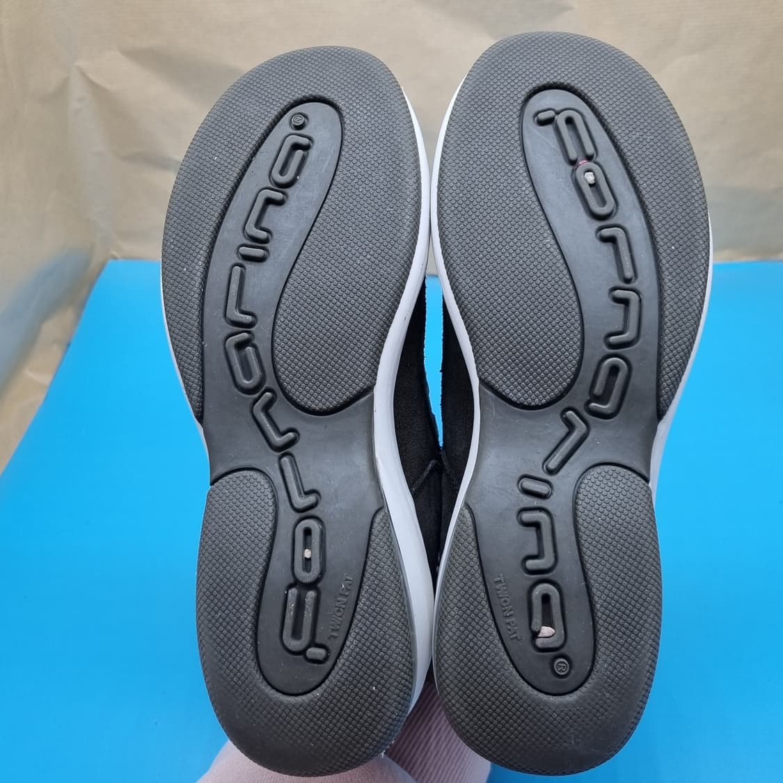 포나리나 카키 벨벳 키높이스니커즈 230 굽5 상품이미지3