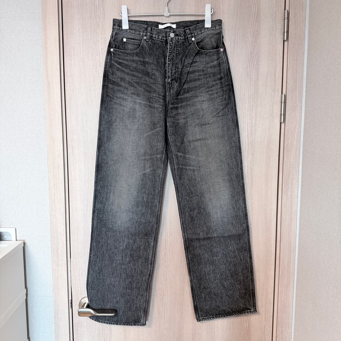 [4] OUAT TOKYO 오피스 진 블랙 상품이미지1