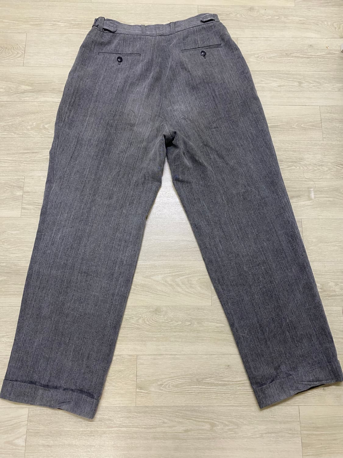 Mono prive Textured Two Tuck Trousers 1 상품이미지2