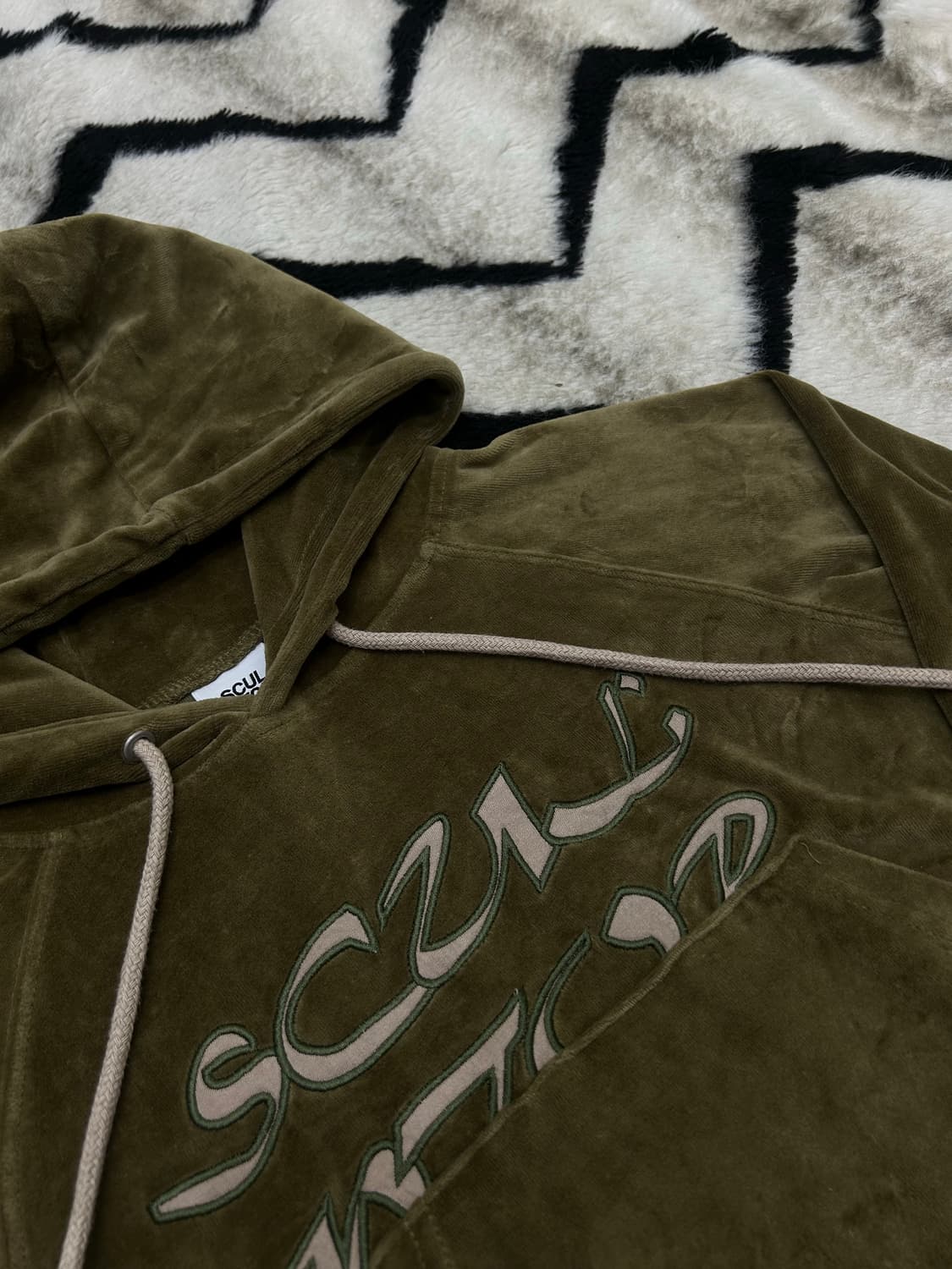 [S]스컬프터 벨벳 크롭 후드/짙은카키 상품이미지1