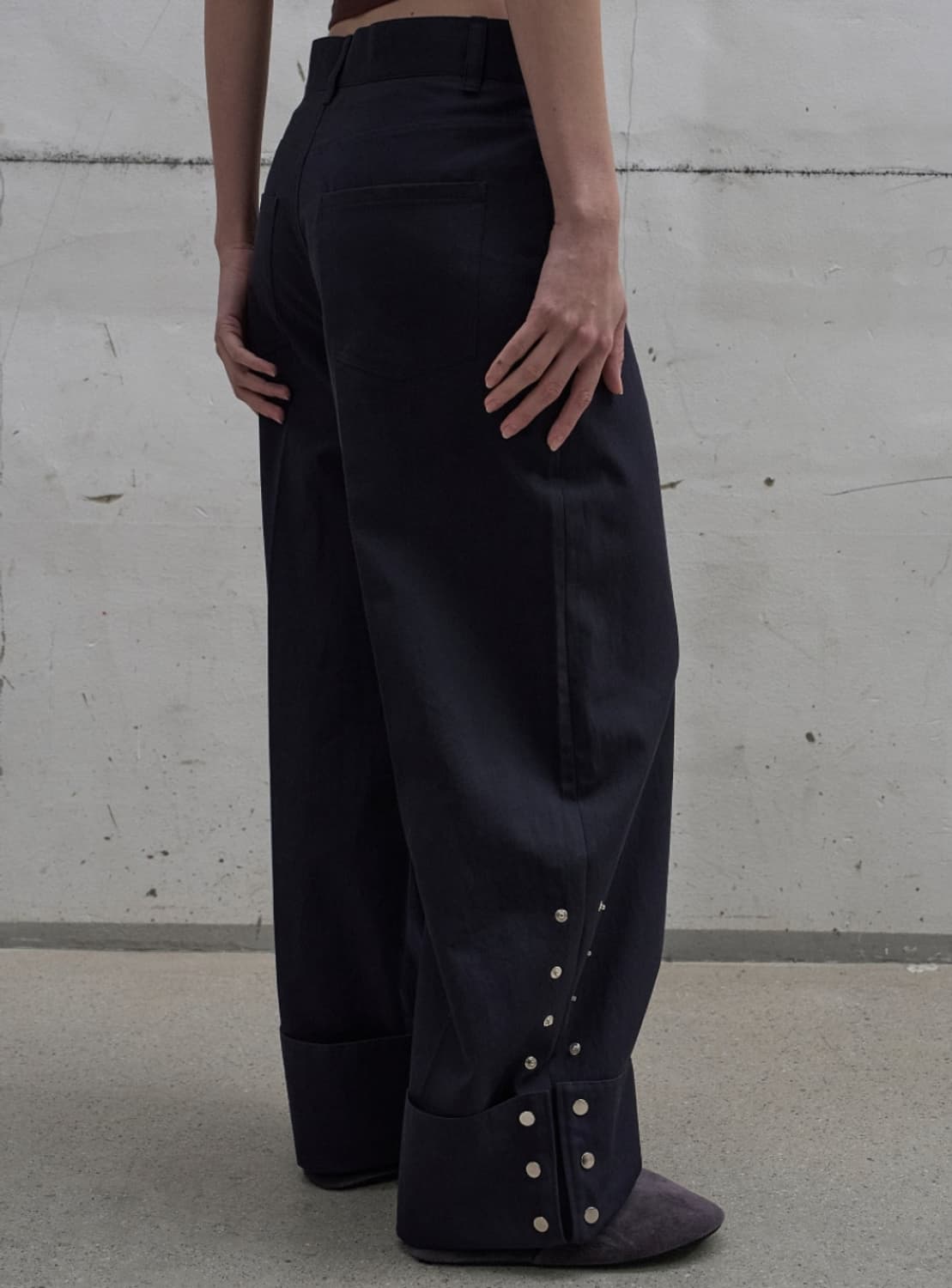 LCDC SIDE SNAP WIDE TROUSERS 스냅 팬츠 네이비 상품이미지1