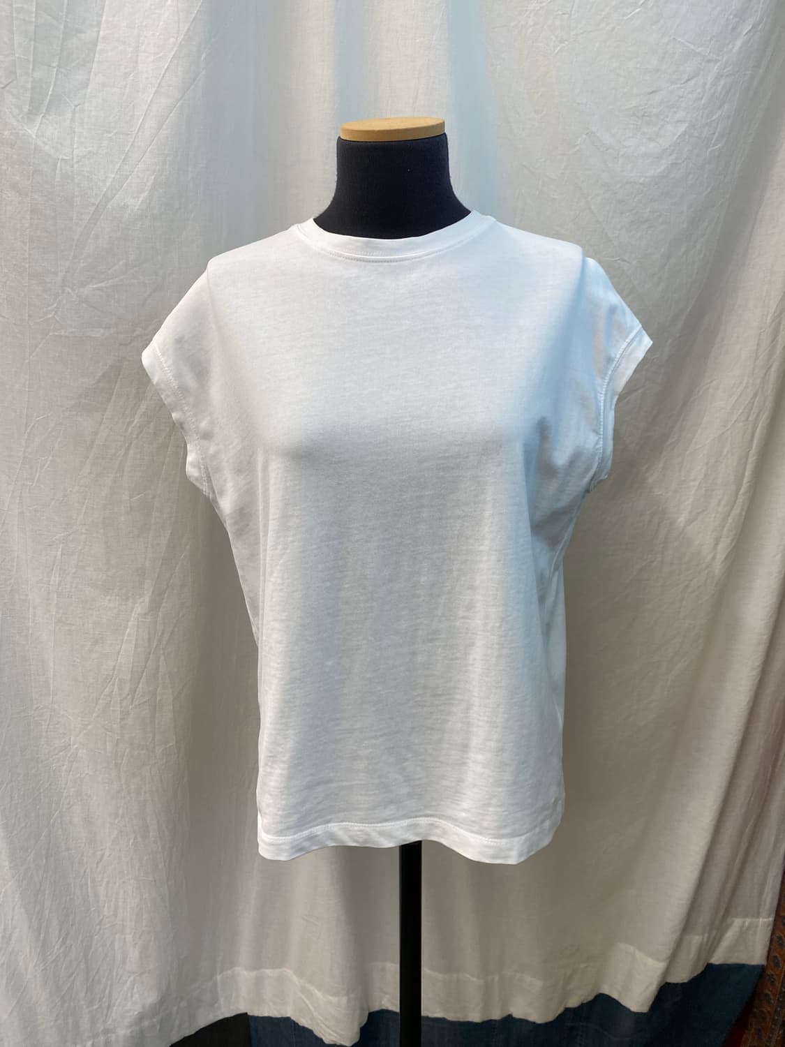 AMERICAN HOLIC 화이트 슬리브리스탑(L) 상품이미지3