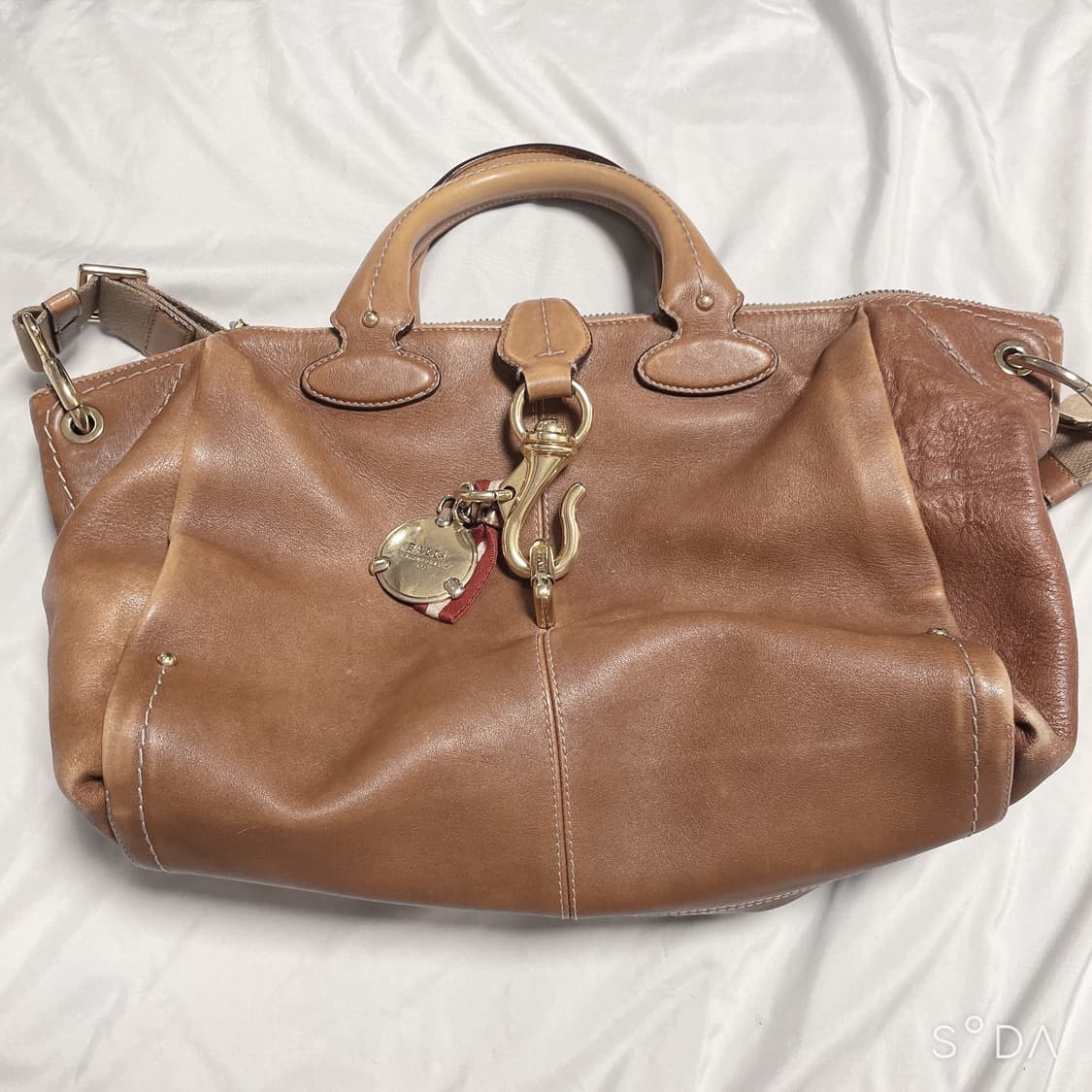 발리 가죽 토트백 브라운 상품이미지2