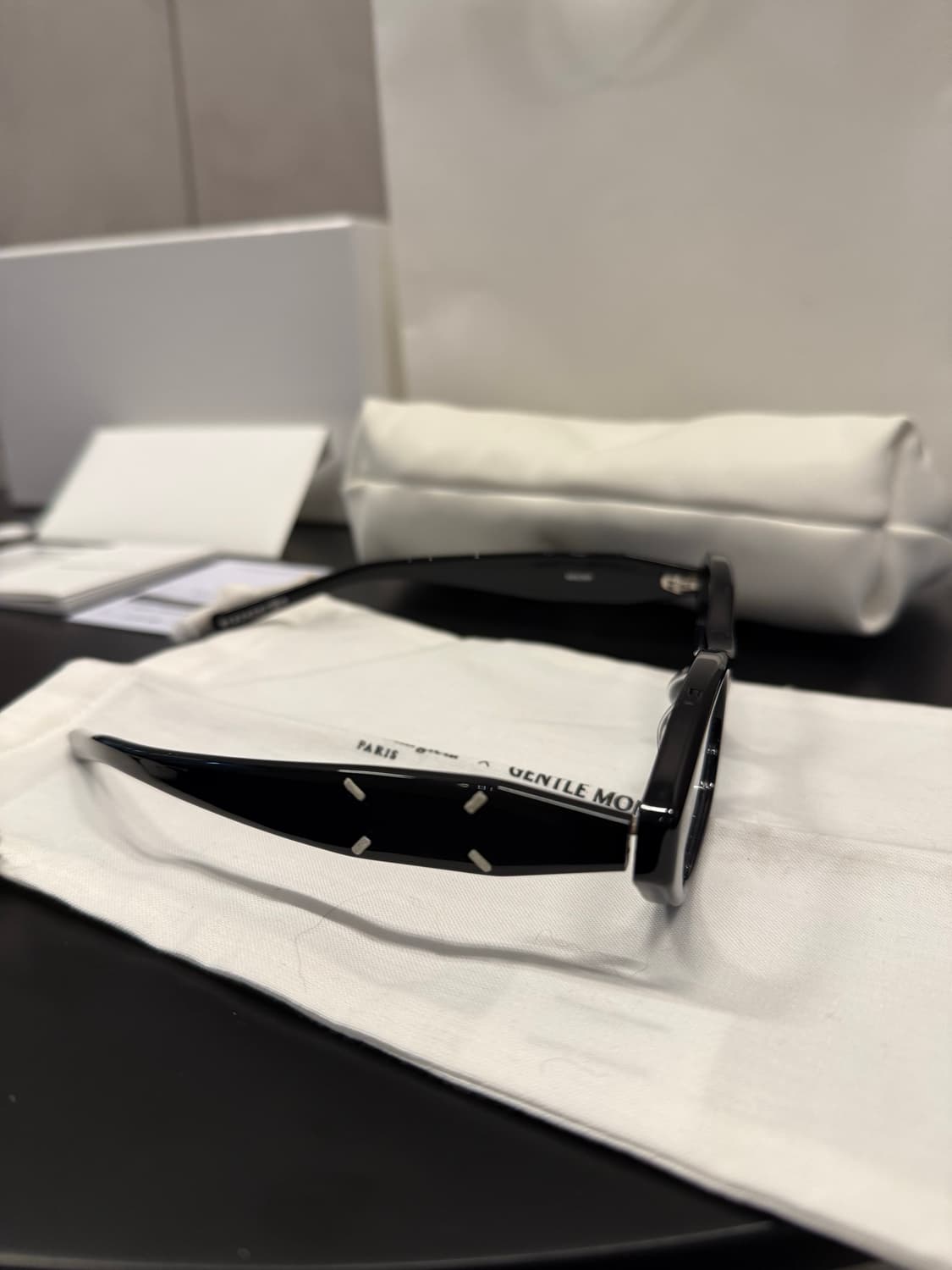 메종 마르지엘라 x 젠틀몬스터 뿔테 안경 MM209 상품이미지4