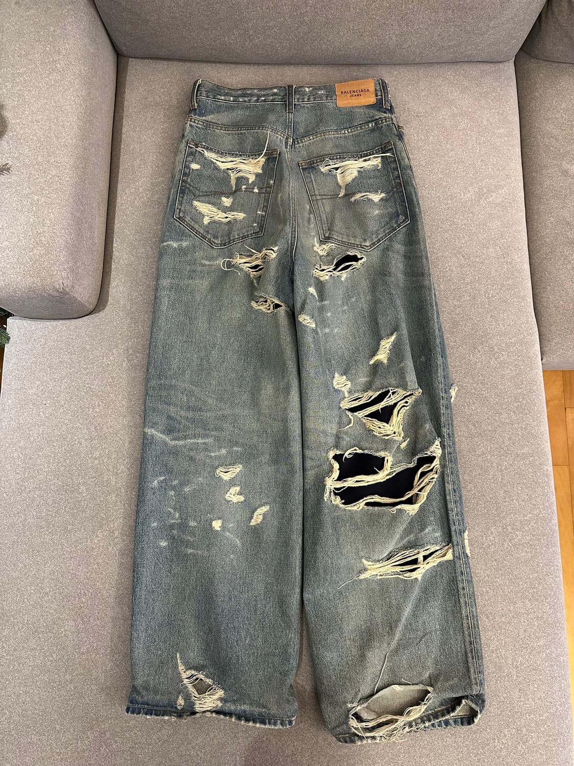 [XS] 발렌시아가 디스트로이드 데님 상품이미지2