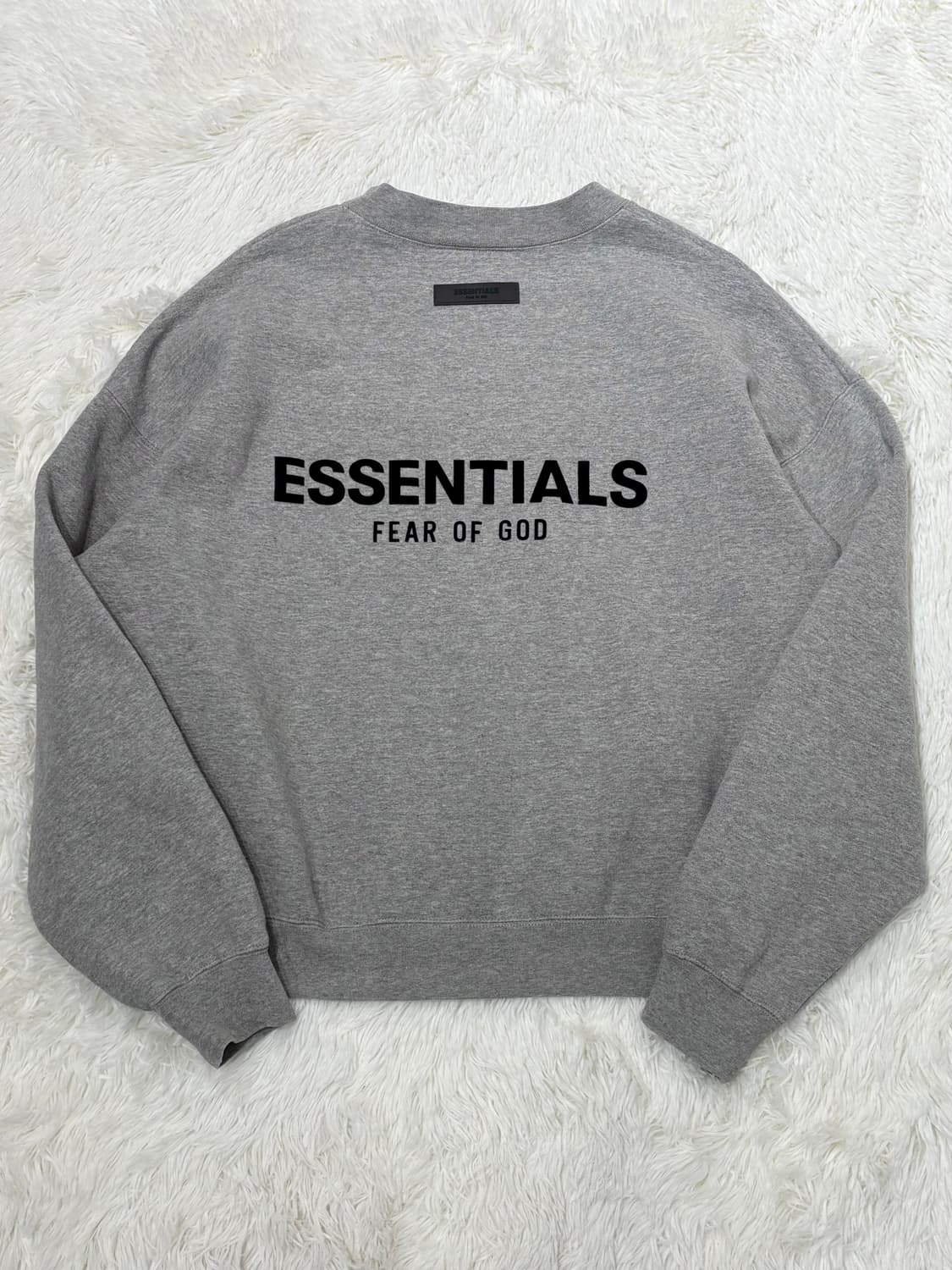 에센셜 빅로고 그레이 맨투맨 상품이미지5