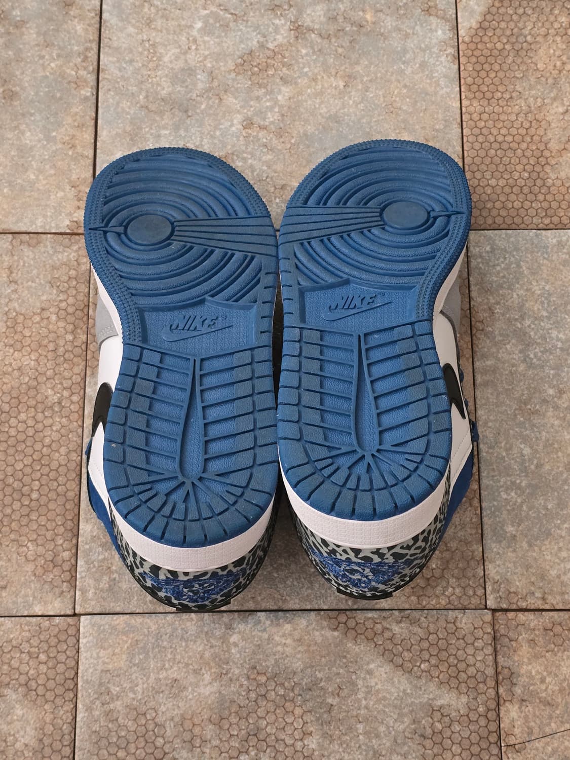 (230)나이키 에어 조던 1 로우 se 상품이미지8