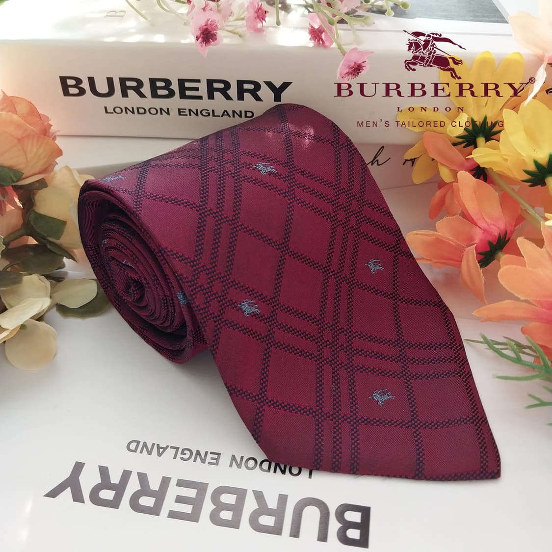 버버리 실크 와인 패턴 넥타이 9.5cm A+등급 K1390
 상품이미지1