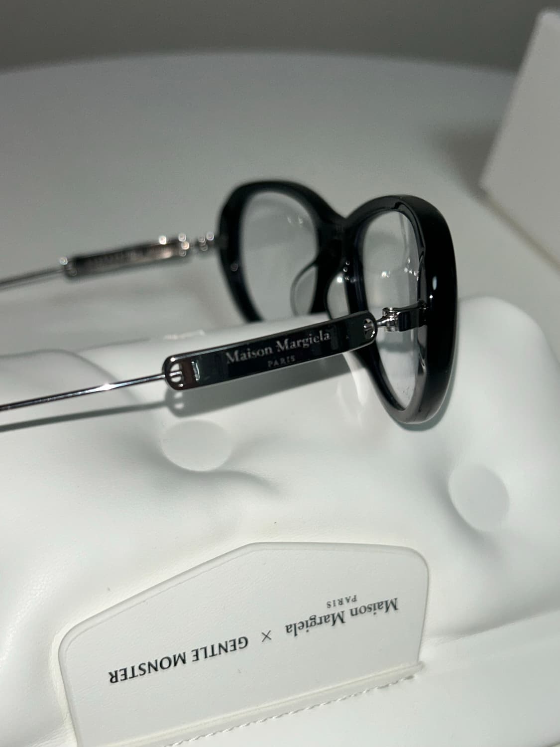 젠틀 몬스터 x 메종 마르지엘라 MM214 BLACK 상품이미지3