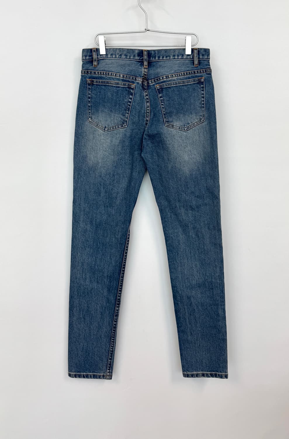 A.P.C. 아페쎄 쁘띠 스탠다드 중청 데님 진 28 상품이미지2
