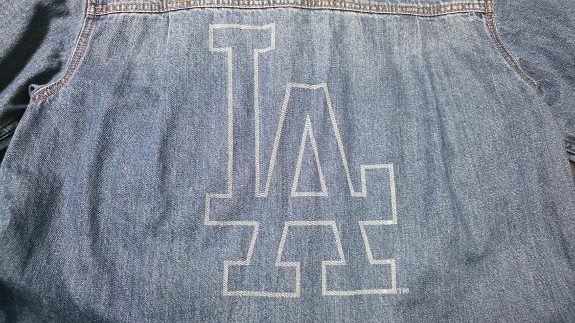 [새상품] MLB LA다저스 오버핏 데님 셔츠 자켓 S사이즈90 상품이미지8