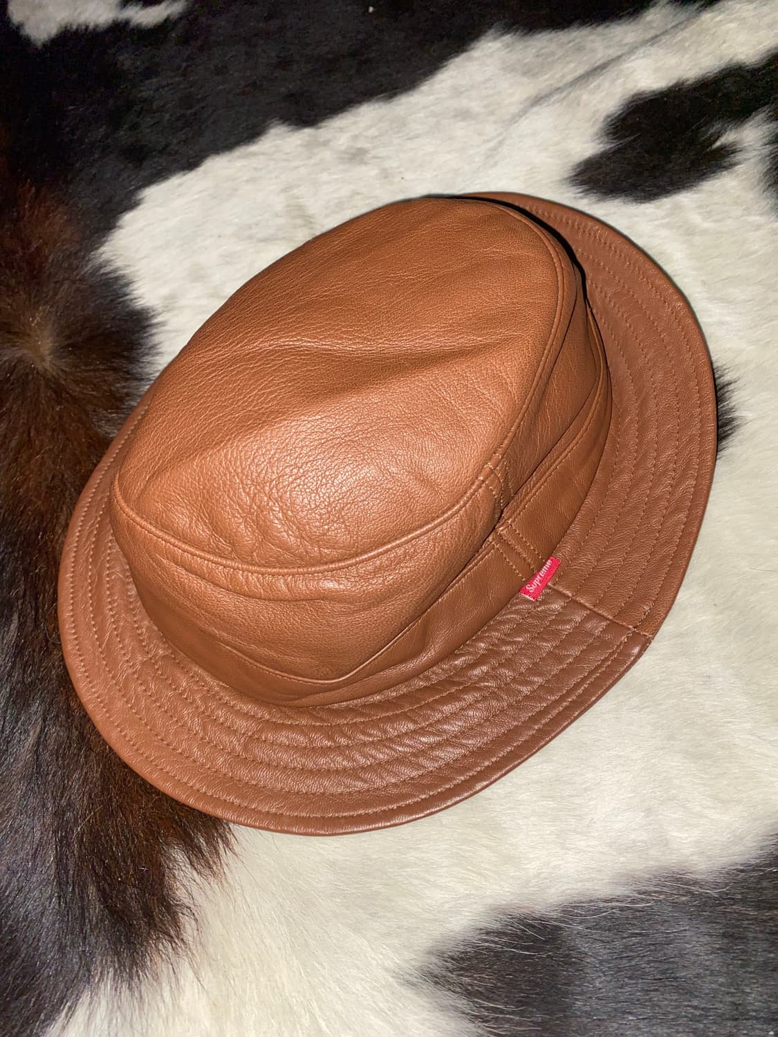 (M/L)슈프림 가죽 버킷햇 상품이미지1