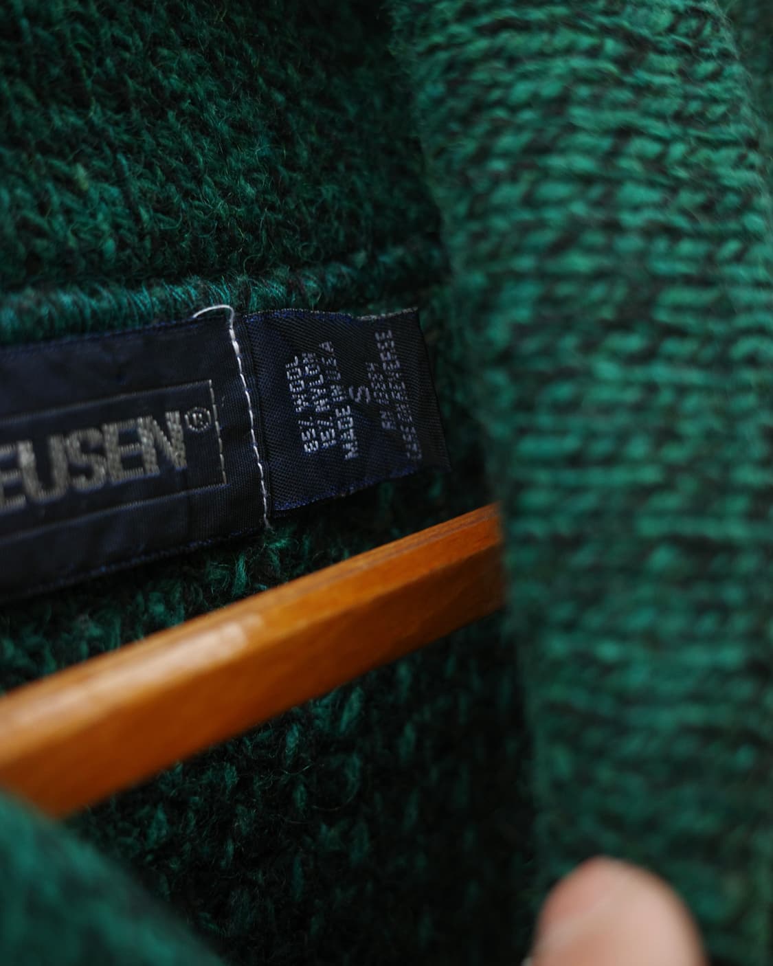 90‘s Van Heusen 엘보 레더패치 숄카라 니트 상품이미지2