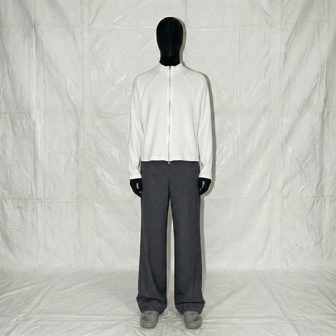 yiyae irregular rip zip up 상품이미지1