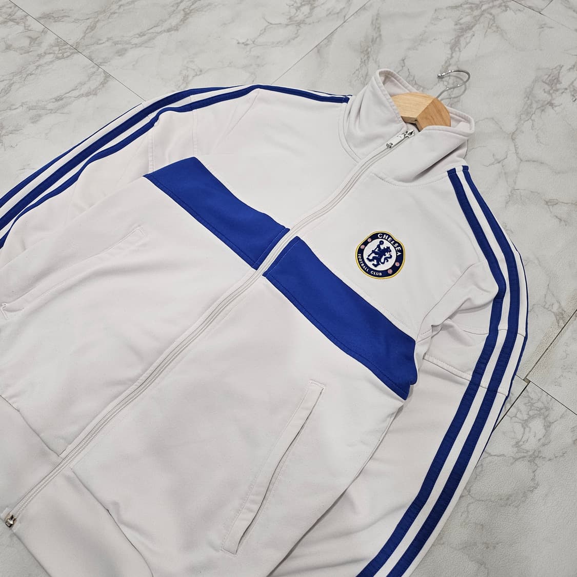 희귀 아디다스 첼시 화이트 블루 대대장 트랙탑 L 상품이미지2