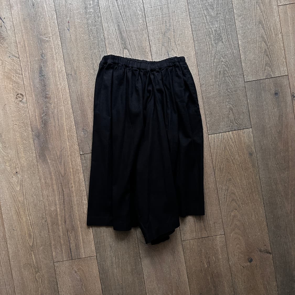 Asymmetry Texture Detail Skirt Pants 상품이미지1