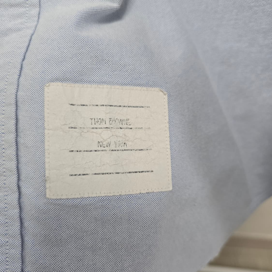 톰브라운 히든 삼선 셔츠 3사이즈 100 판매 상품이미지2