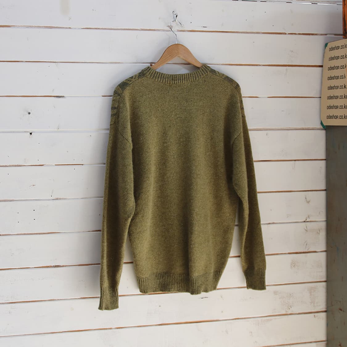 (착용컷) WORK WEAR 케이블 니트 (남성용 103) 상품이미지2