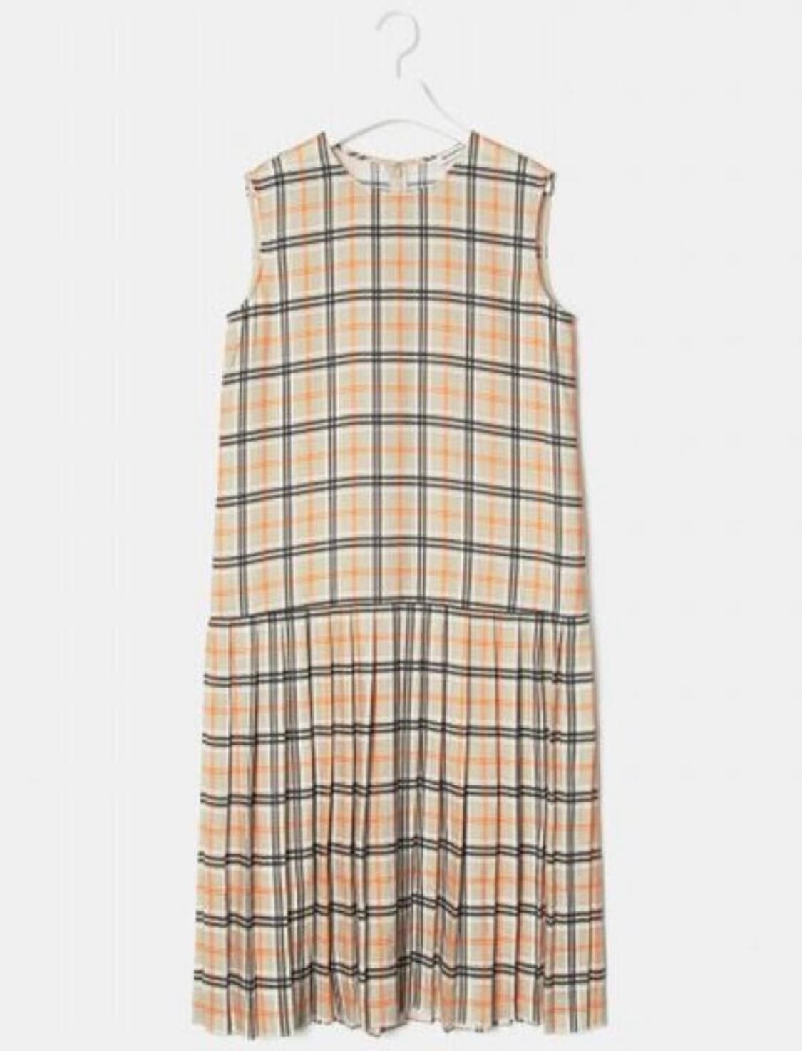 빈폴레이디스 린넨 체크 플리츠 슬리브리스 원피스 상품이미지2