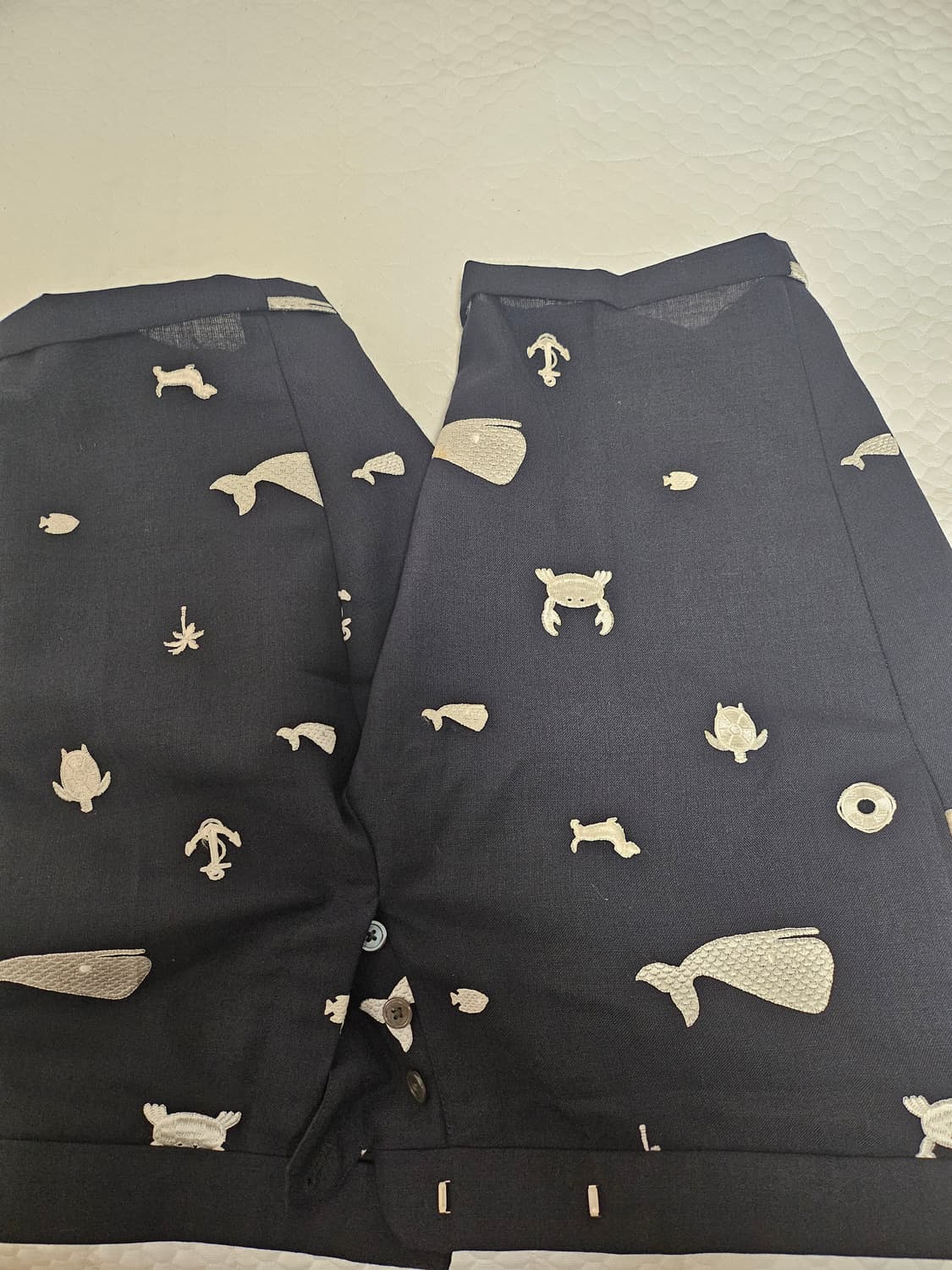 톰브라운자수패턴반바지 상품이미지2