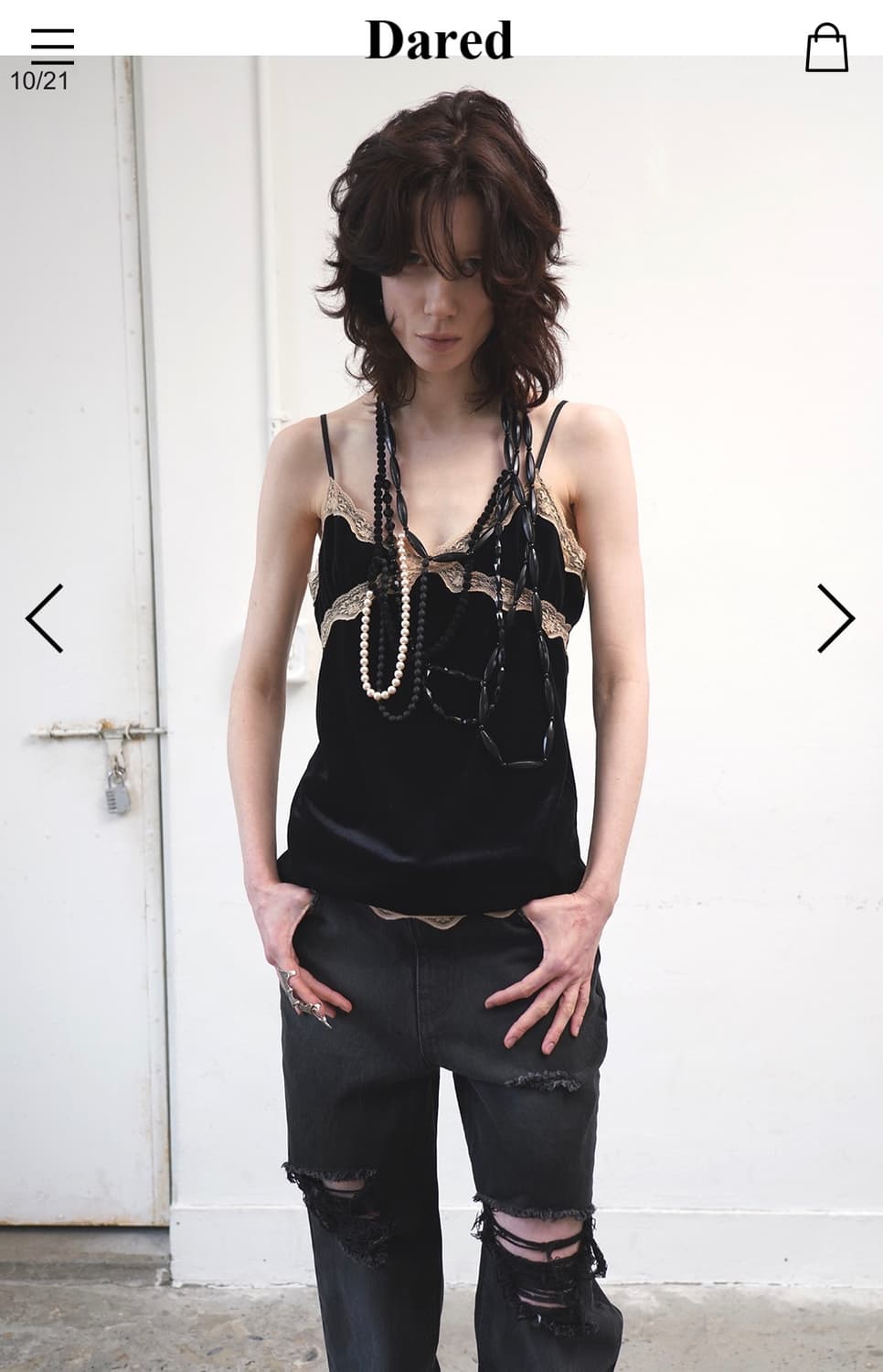 Dared) LACE TRACED VELVET CAMISOLE 상품이미지3