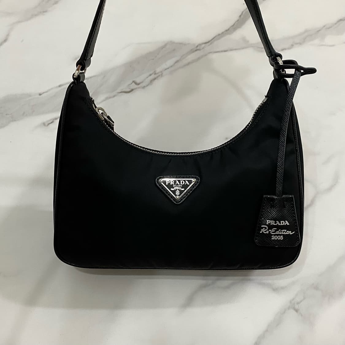 프라다 리에디션 2000 리나일론 숄더백 블랙 1NE515 상품이미지5