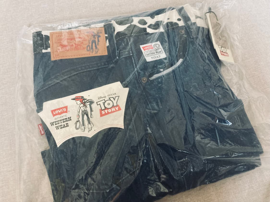 리바이스 X 토이스토리 립케이지 벨 진 상품이미지7