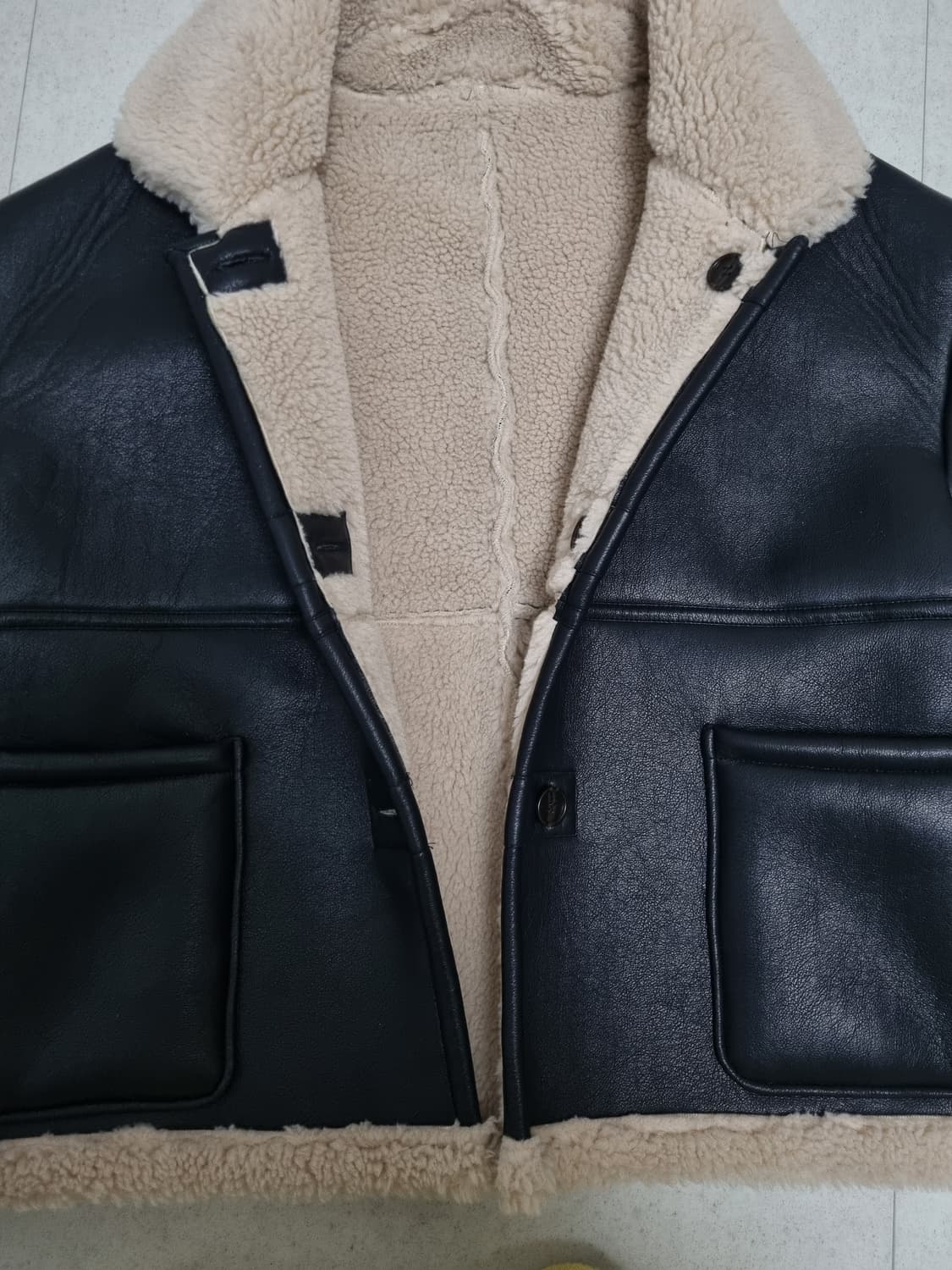 라미네즈 리버시블 무스탕 상품이미지6