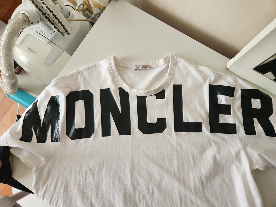 몽클레어 넥로고 반팔티(XXL) 상품이미지3
