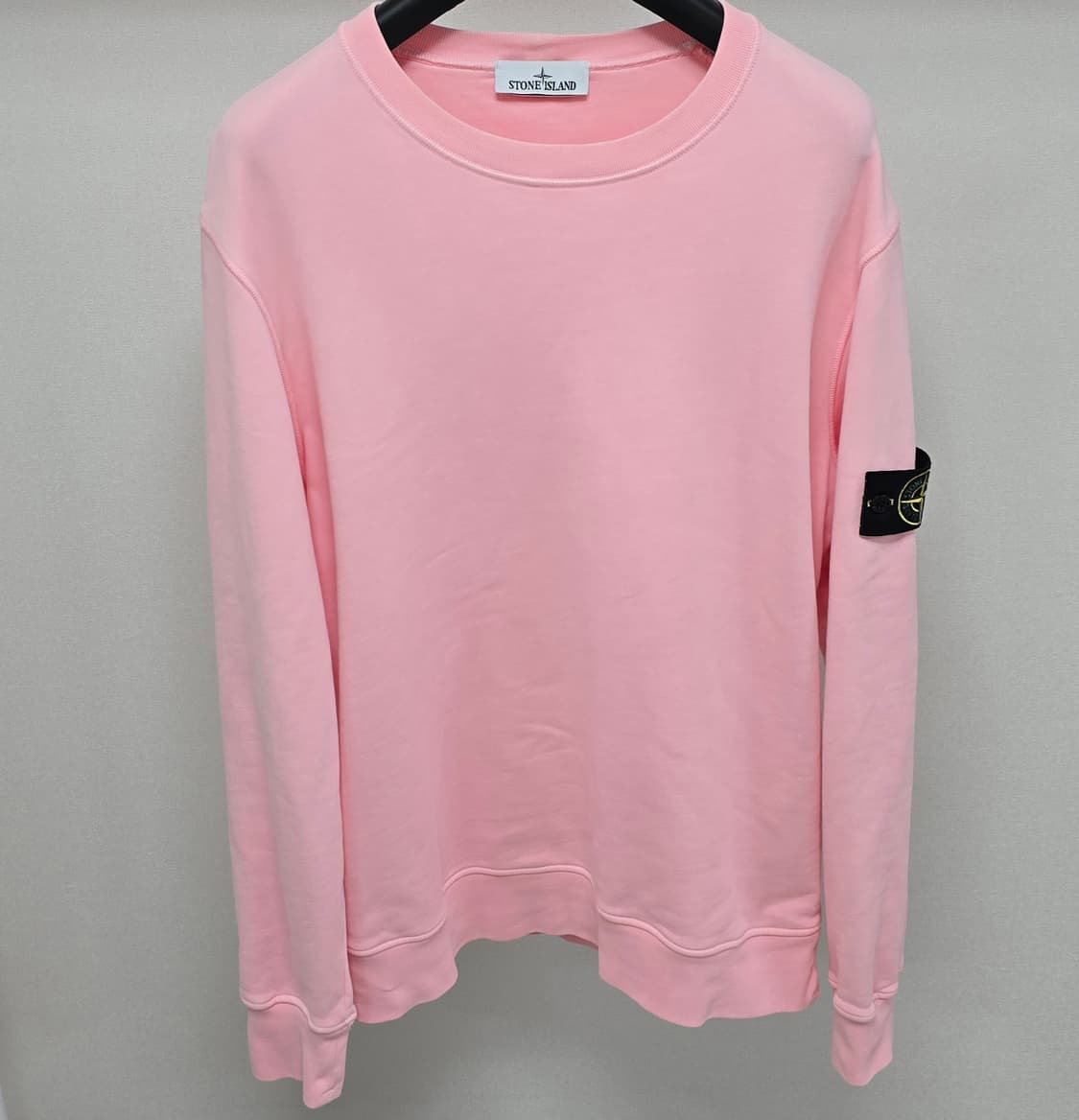 스톤아일랜드 핑크 맨투맨 xl사이즈 105 판매 상품이미지1