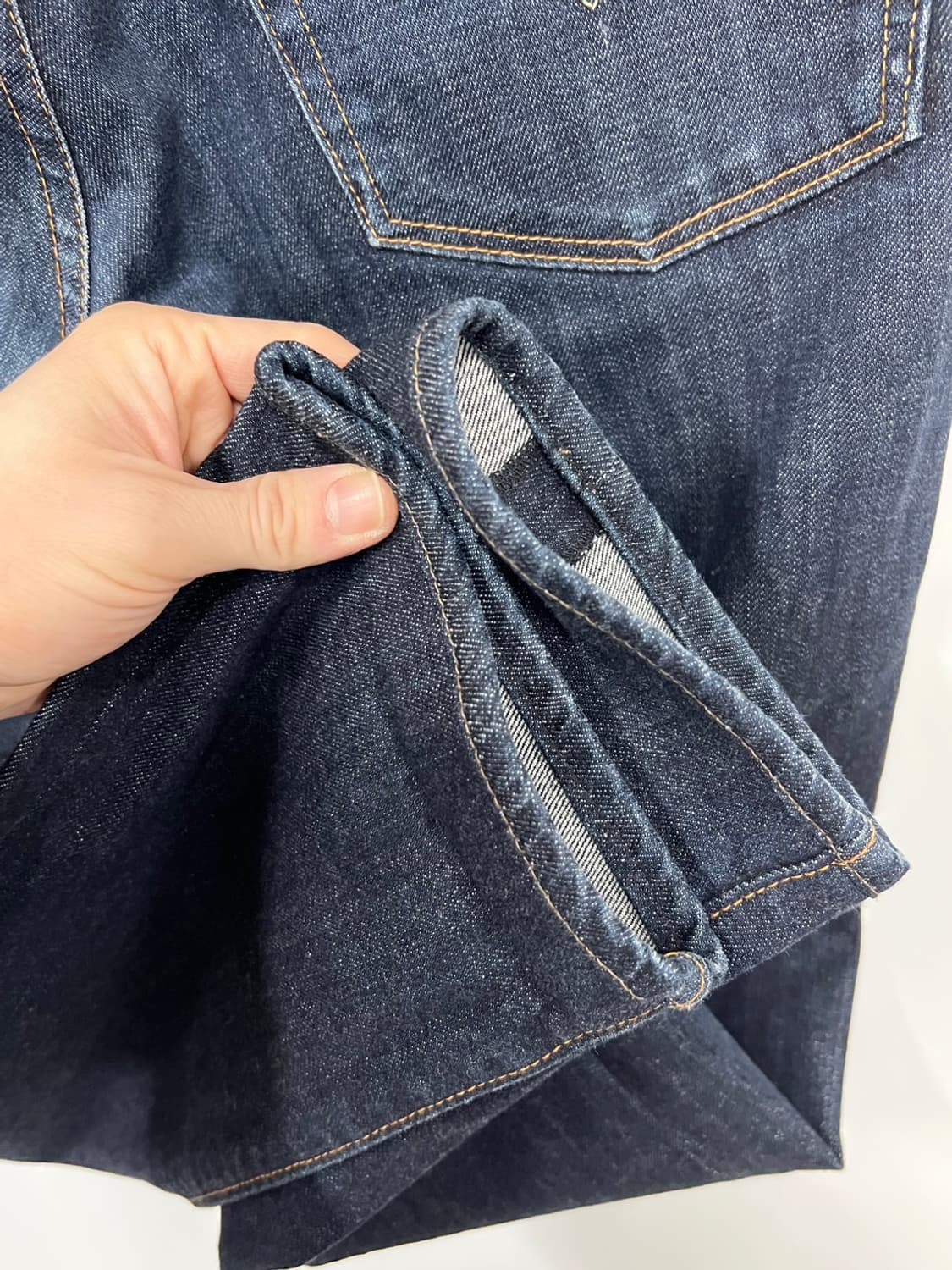 리바이스 502 레귤러 테이퍼드 인디고 생지 데님 팬츠 상품이미지3