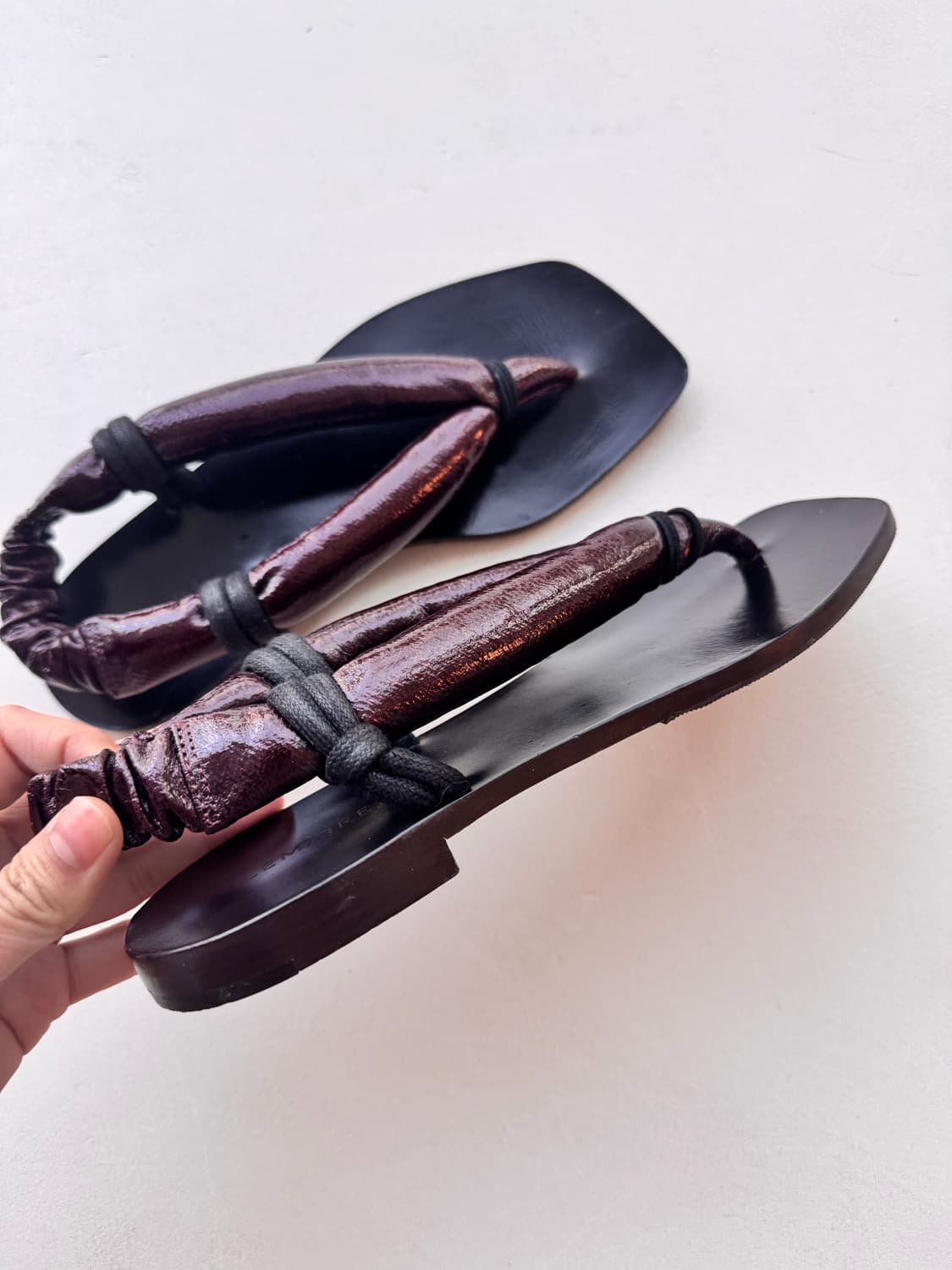 르메르 패딩 스트랩 샌들 판매(230 잘 맞음) 상품이미지2