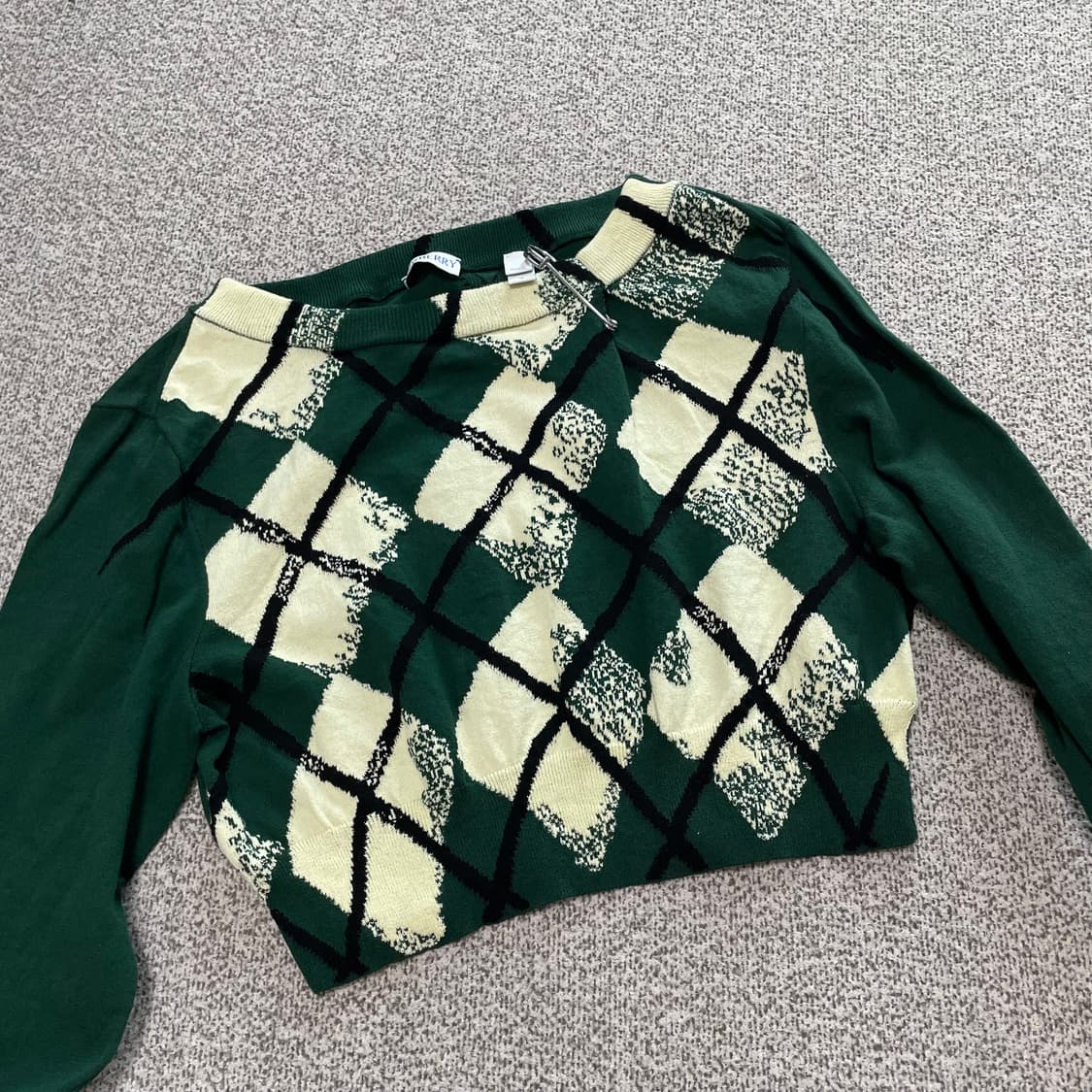 버버리 아가일 크롭 니트 M 상품이미지7