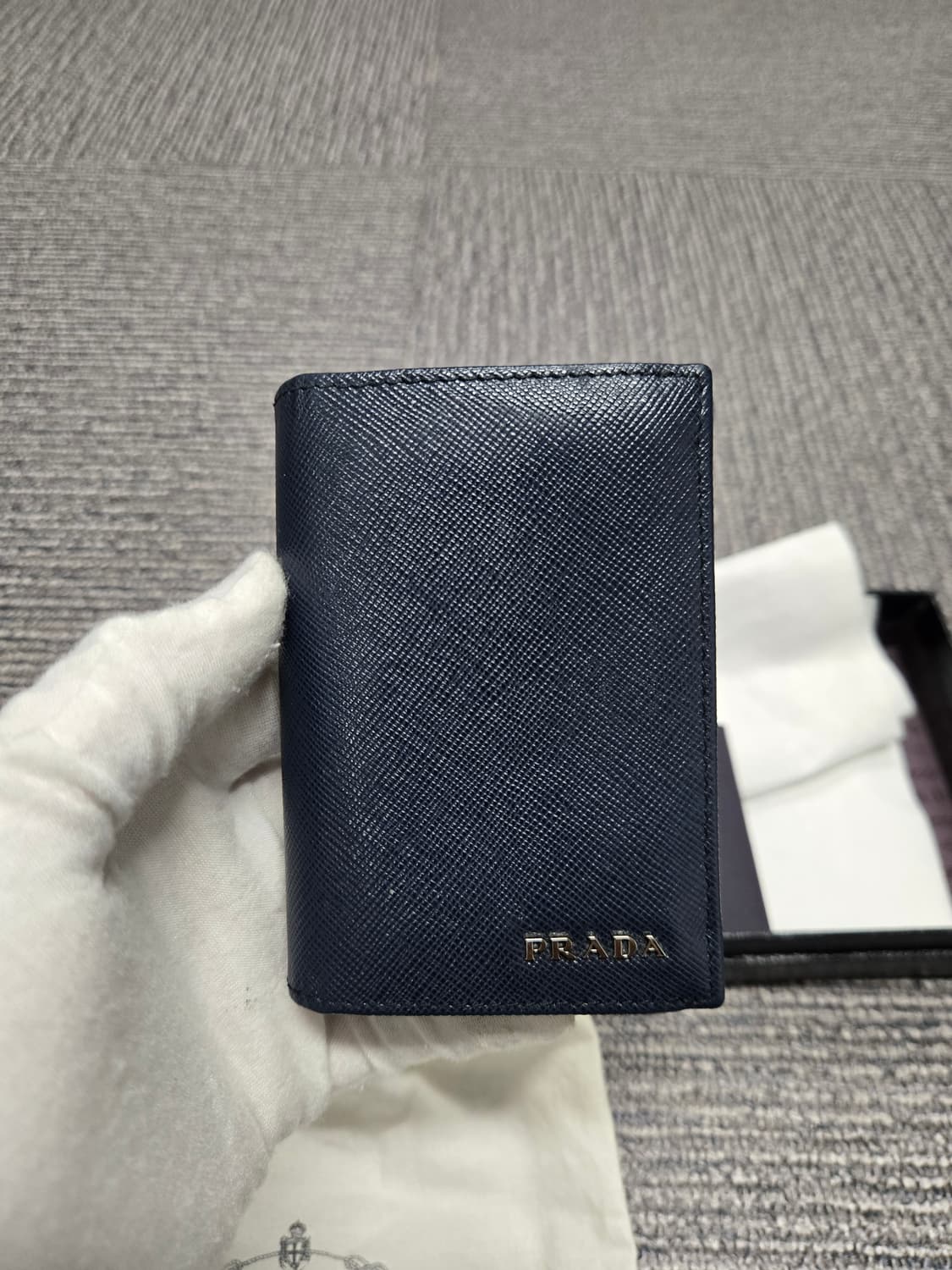 [특가][정품]프라다 로고 오거나이저 상품이미지1