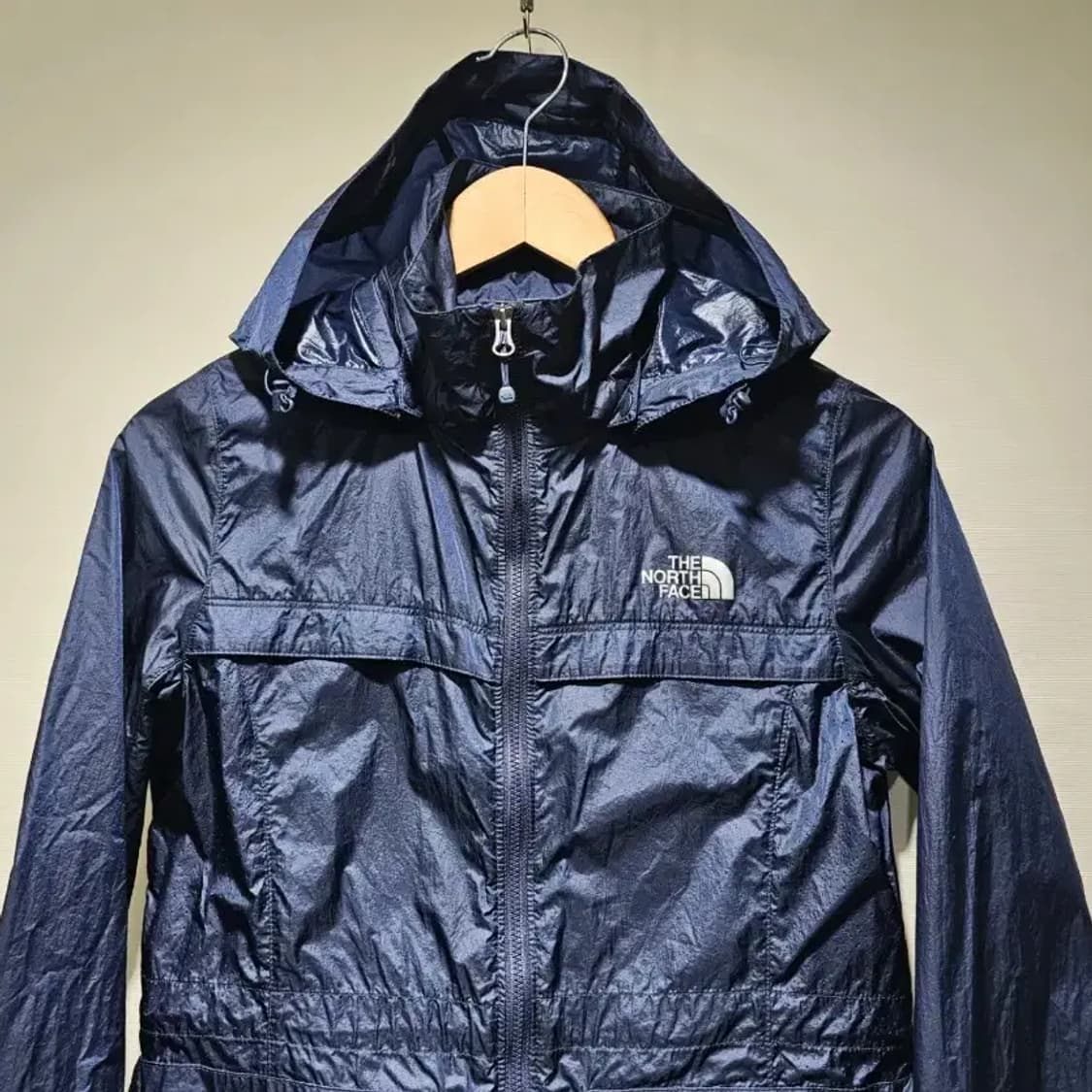 노스페이스 여성 경량 바람막이 자켓 55 상품이미지1