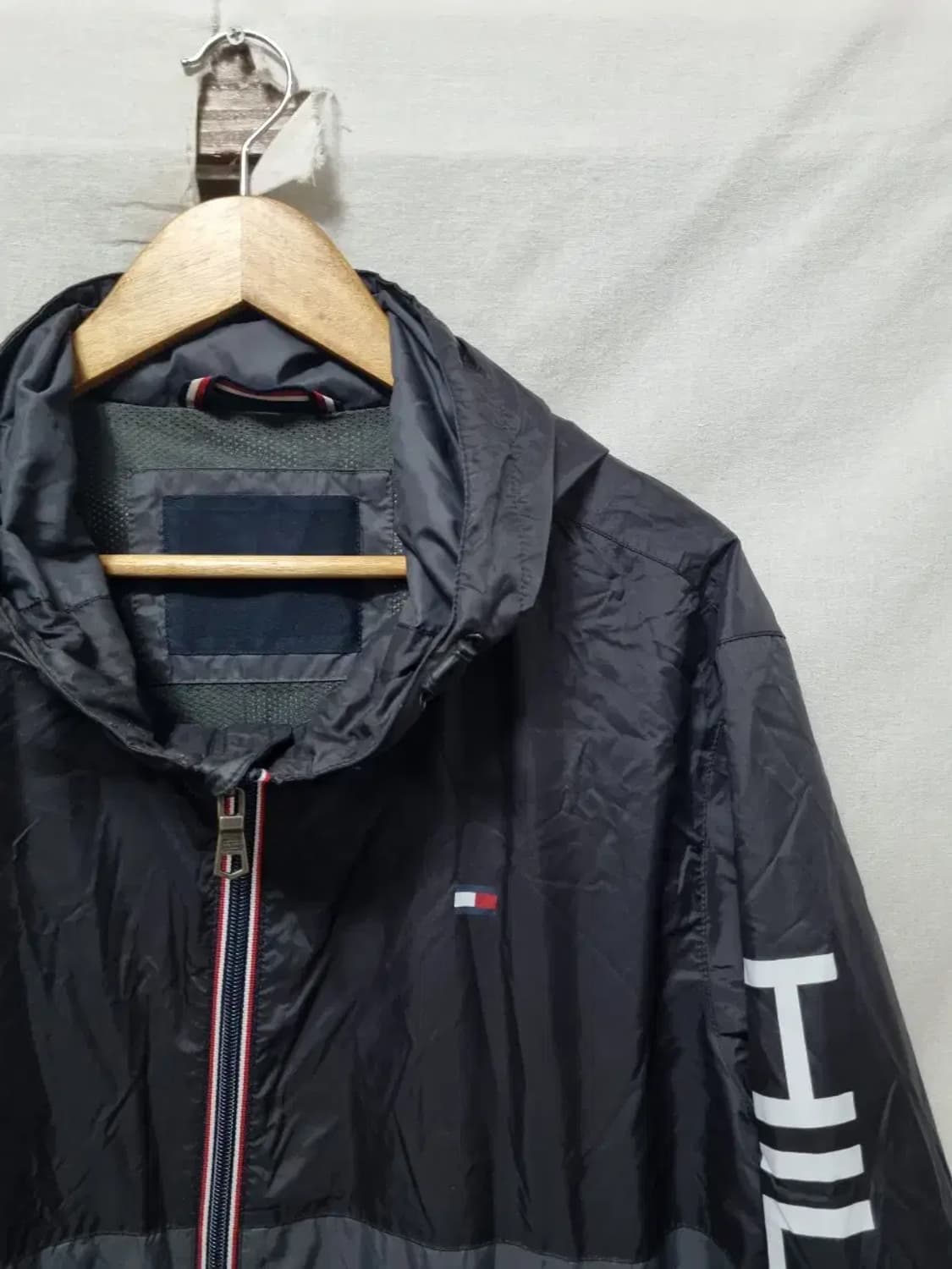 타미힐피거 바람막이 자켓 105 상품이미지3