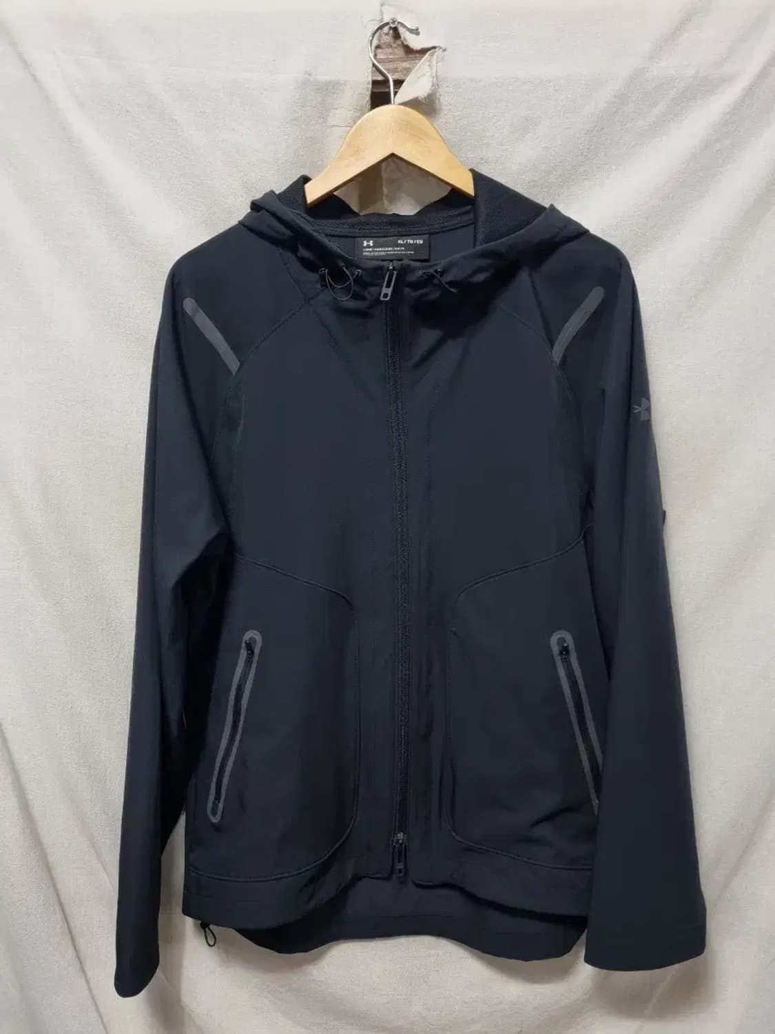 언더아머 기능성 바람막이 XL 상품이미지1