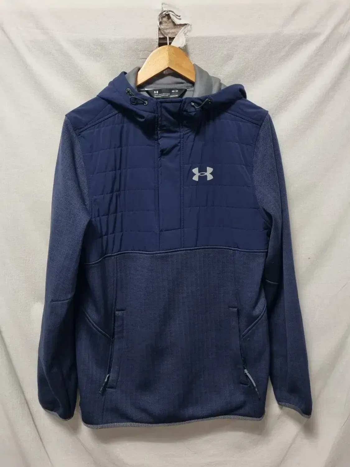 언더아머 하프 후드티 M 상품이미지1