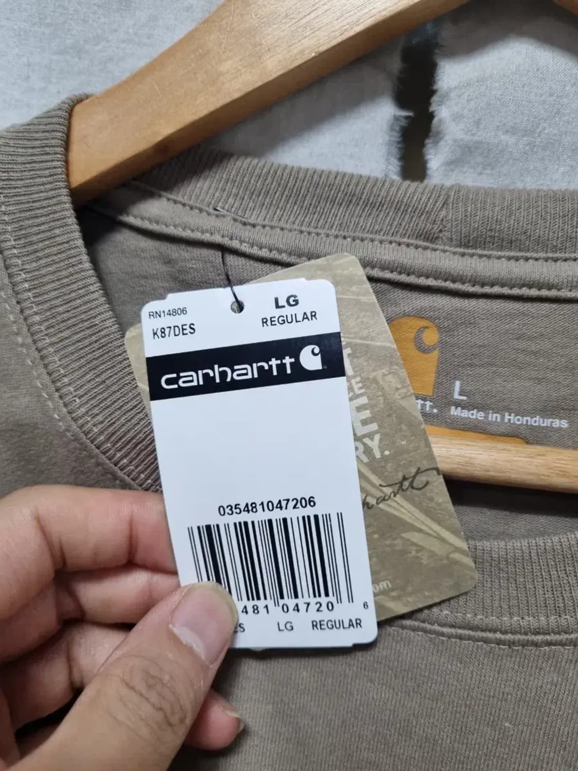 새상품) 칼하트 포켓 반팔티 L 상품이미지4