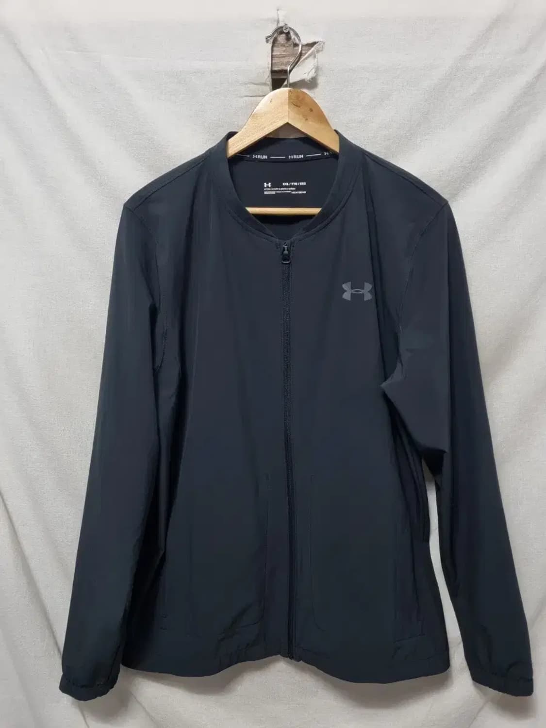 언더아머 블랙 집업 런닝 자켓 2XL 상품이미지1