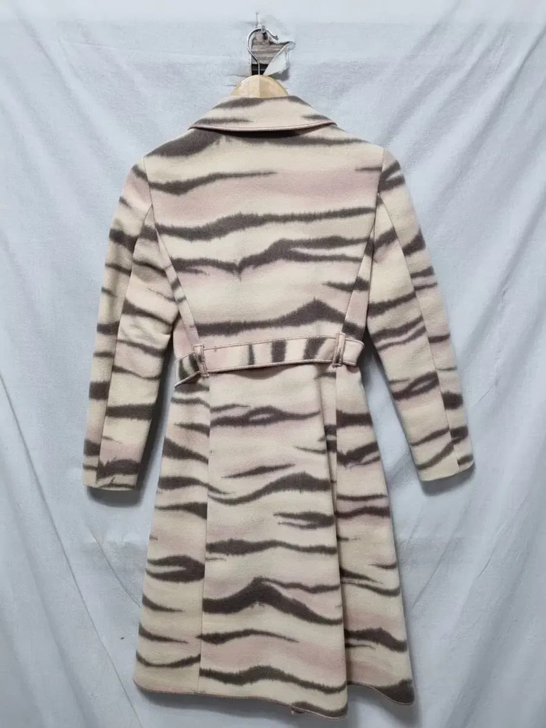 모스키노 타이거 패턴 벨트 코트 자켓 85~ 상품이미지2