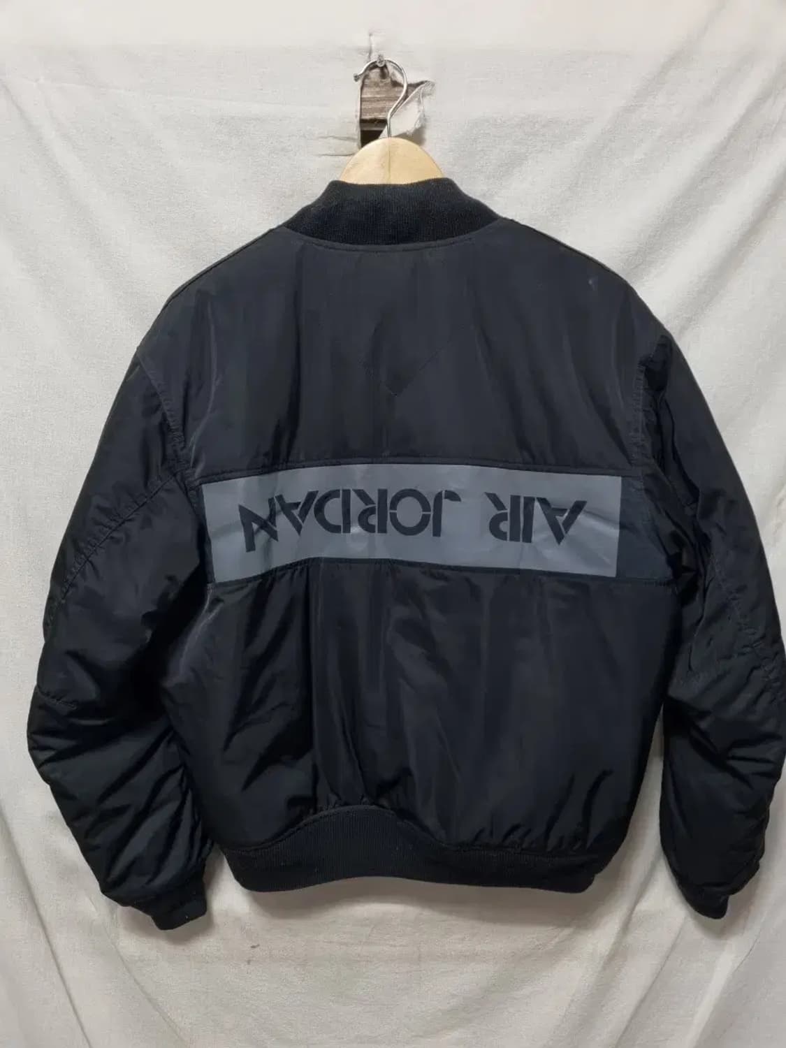 나이키 조던 봄버 자켓 항공자켓 M 상품이미지2