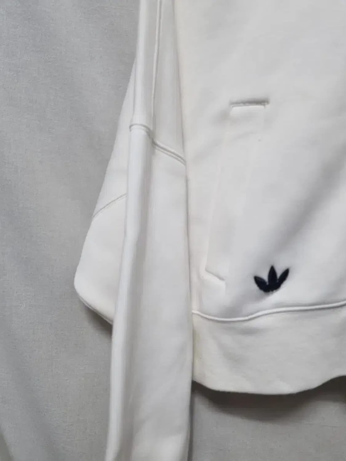 아디다스 크롭 집업 자켓 M 상품이미지2