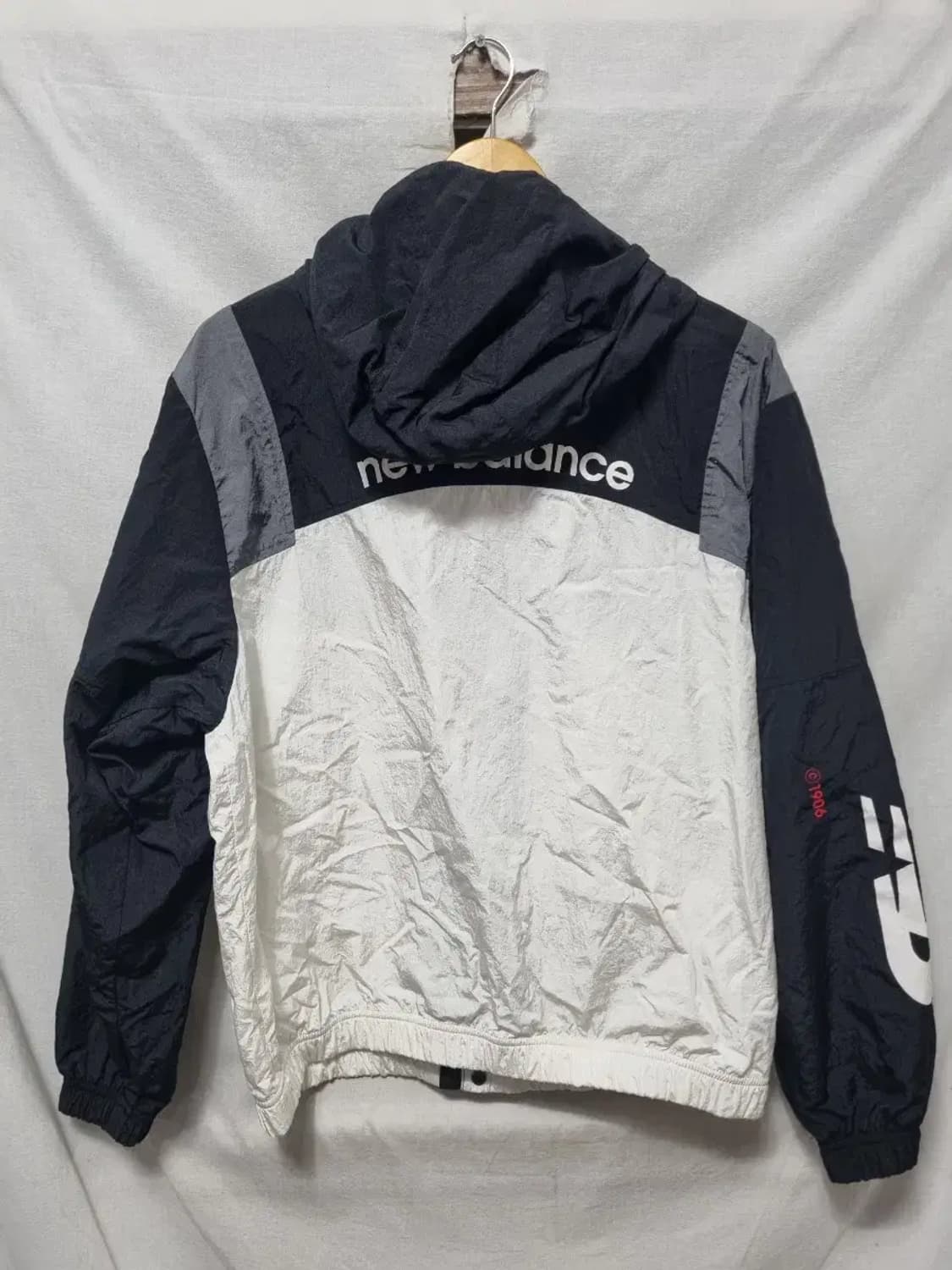 뉴발란스 바람막이 자켓 95 상품이미지2