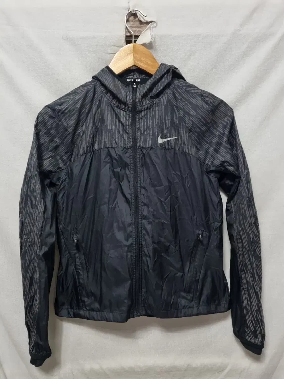 나이키 러닝 바람막이 자켓 여성 S 상품이미지1