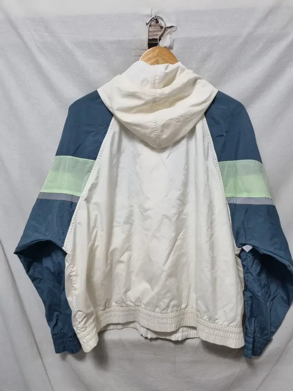 나이키 바람막이 자켓 L 상품이미지2